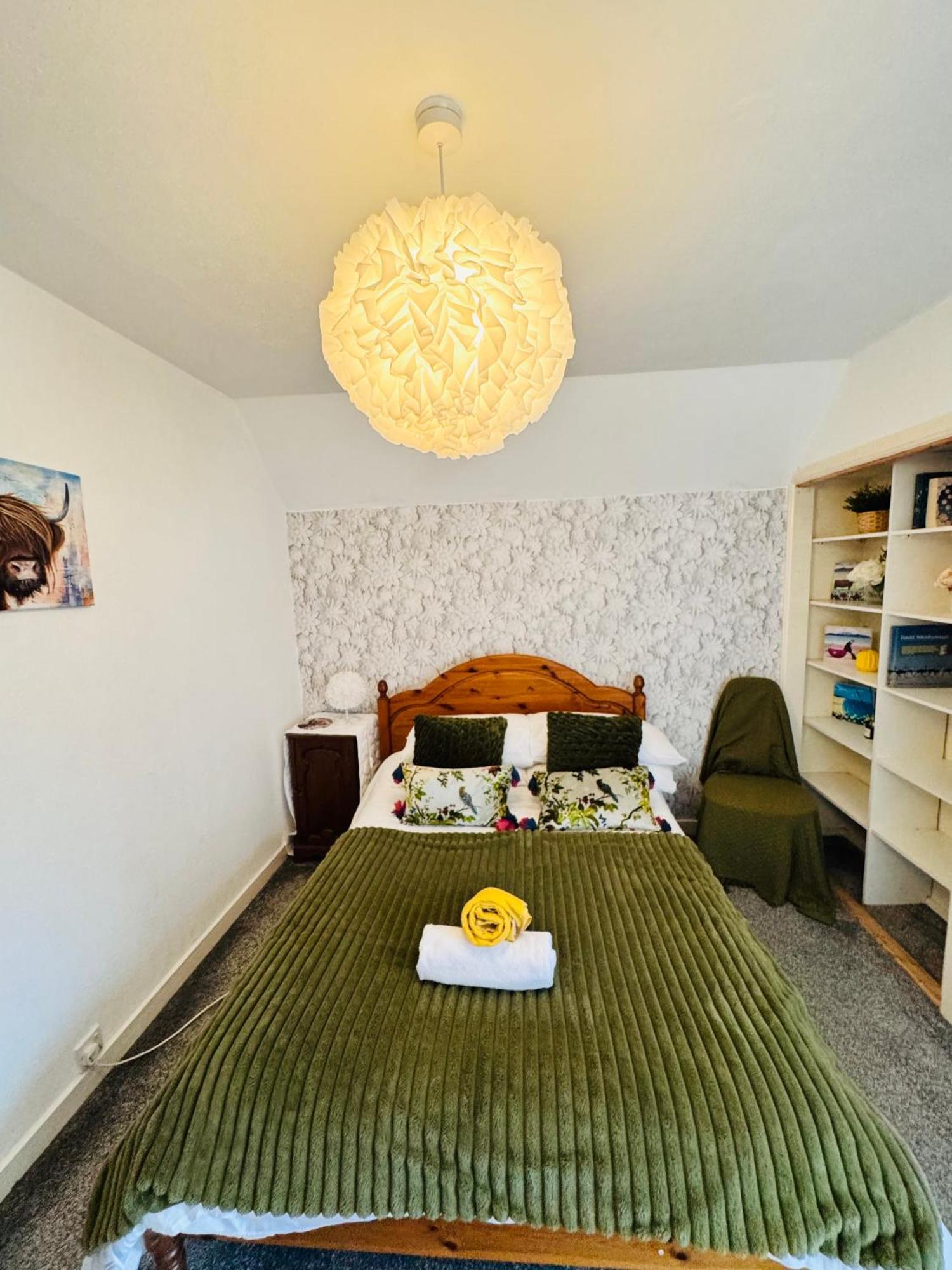 Park Road Holiday Home ロサイス エクステリア 写真